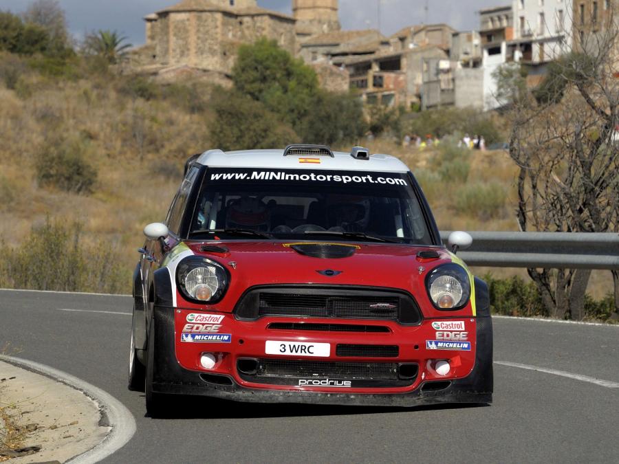  Mini Cooper Countryman JCW WRC 2011 года  (фото 13 из 30)